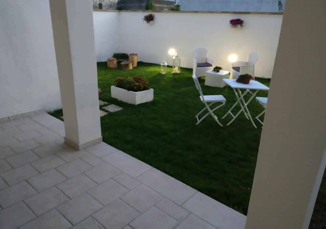 Carpentry Bed & Breakfast Uggiano La Chiesa Bagian luar foto