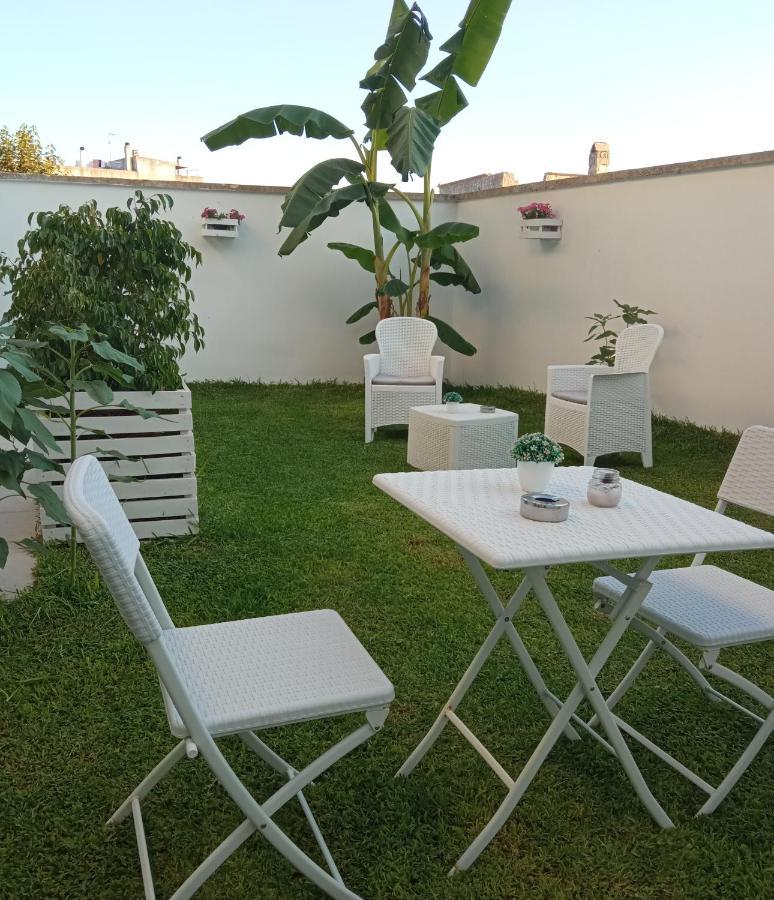 Carpentry Bed & Breakfast Uggiano La Chiesa Bagian luar foto