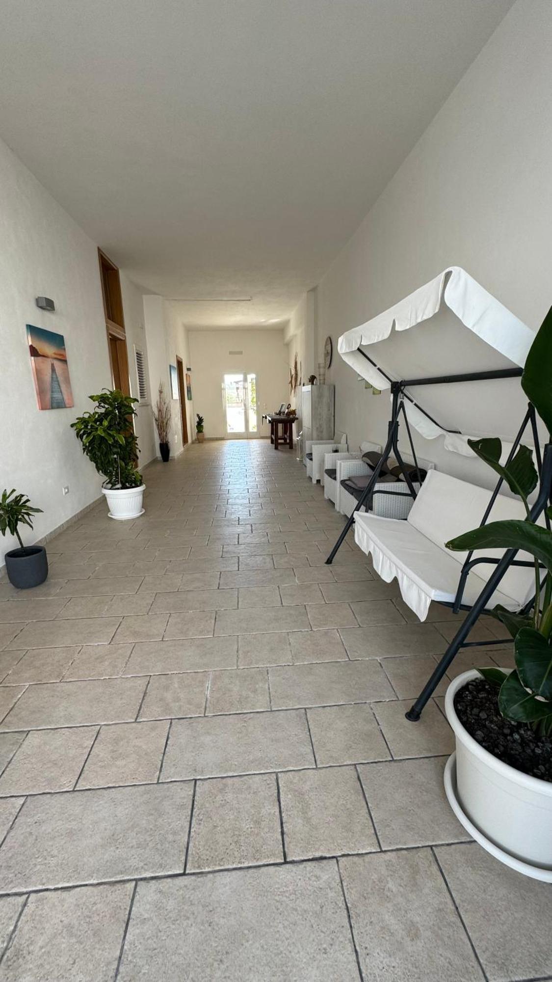 Carpentry Bed & Breakfast Uggiano La Chiesa Bagian luar foto